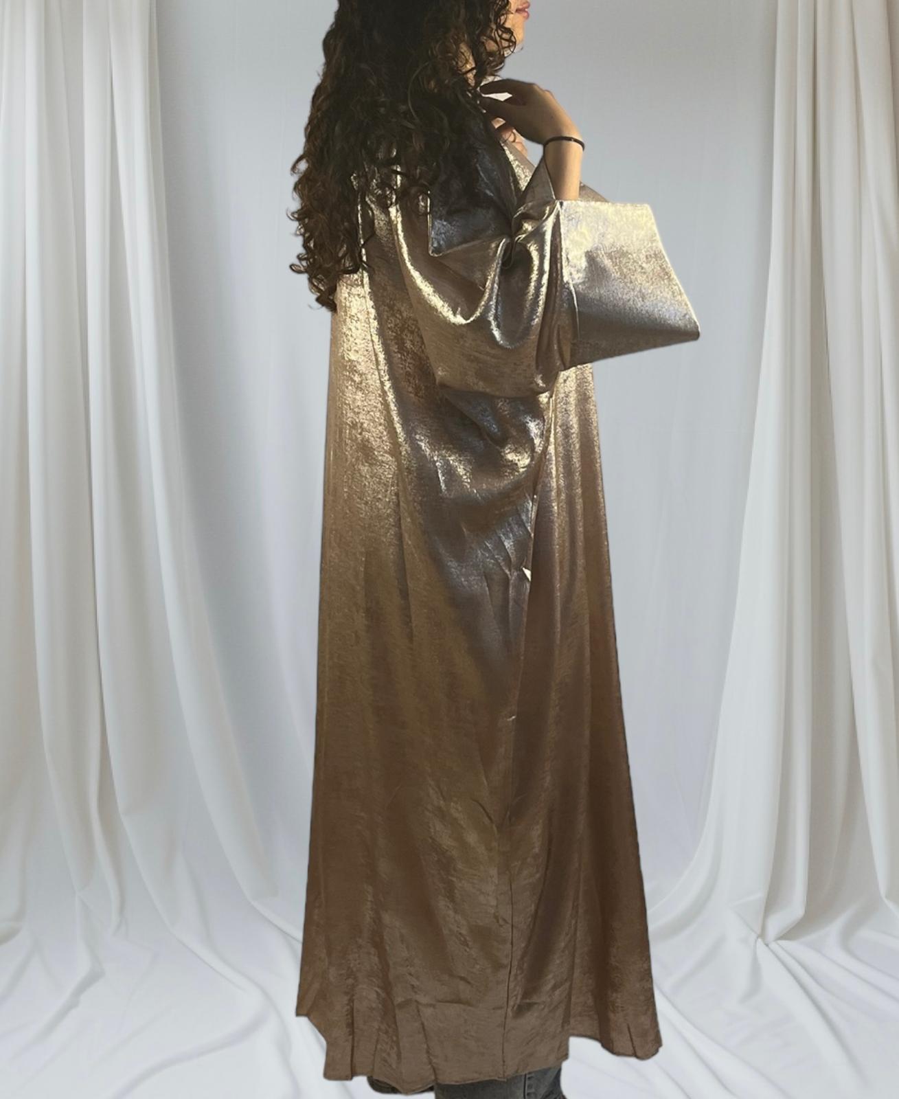 Mystery Abaya