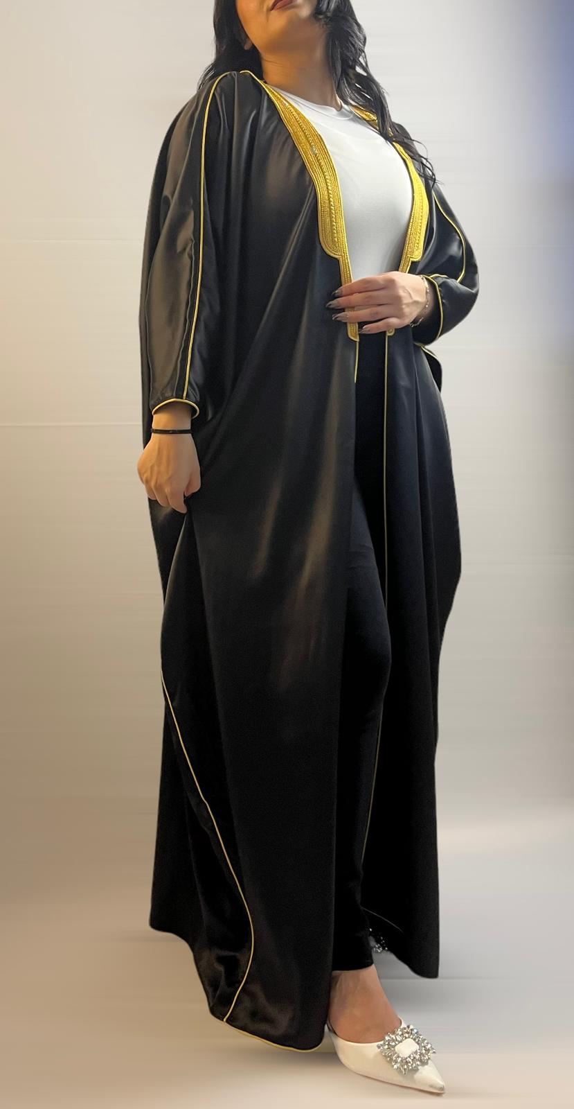 Lady Bisht Abaya